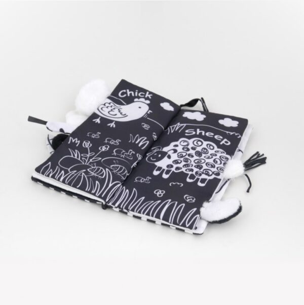 Black and white soft cloth book for babies