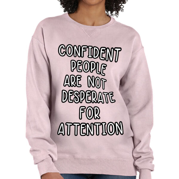 Cool Design Crewneck Sweatshirt - Classic Comfort with Trendy Style