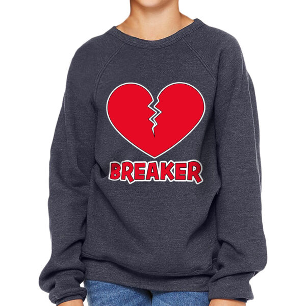 Kids' raglan sweatshirt with cute saying and heart print.